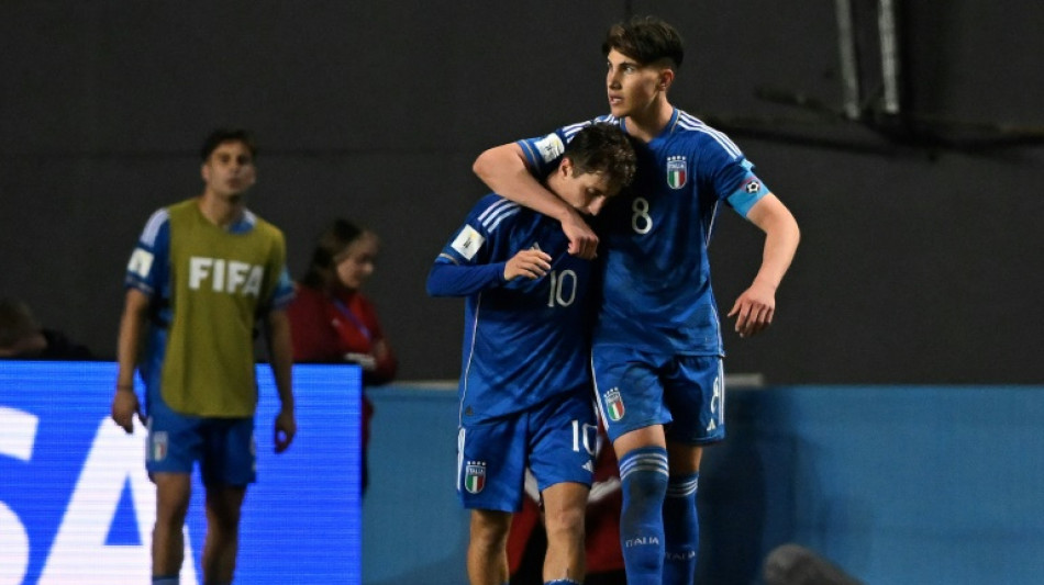 It&aacute;lia vence Inglaterra (2-1) e vai enfrentar a Col&ocirc;mbia nas quartas de final do Mundial Sub-20