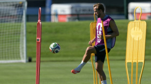Harry Kane afia a pontaria para a estreia da Inglaterra contra a Cro&aacute;cia de Modric