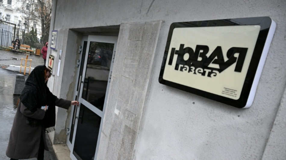 Rusia proh&iacute;be un grupo de DDHH ganador del Nobel y allana un diario independiente