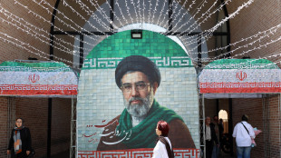 Teheran, 'Hormuz sotto nostro controllo, neanche un granello lascer&agrave; Kharg'
