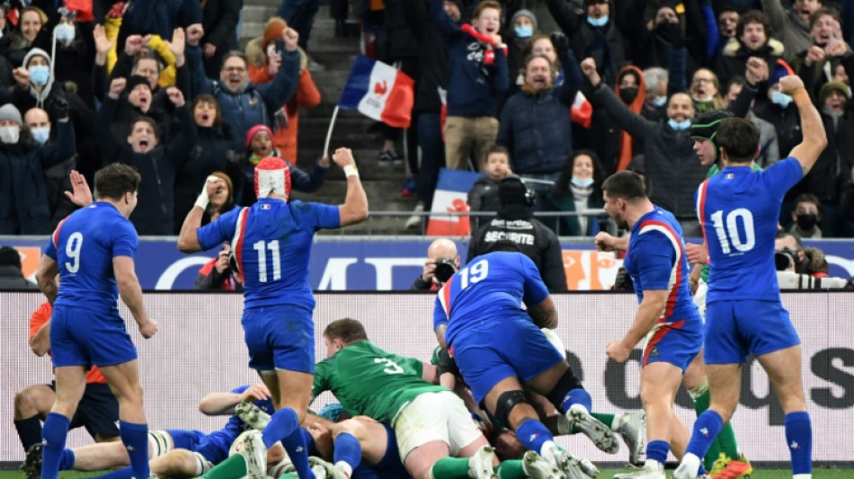 Tournoi des six nations: deuxi&egrave;me succ&egrave;s des Fran&ccedil;ais qui battent l'Irlande 30-24