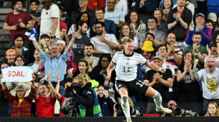 Euro f&eacute;minin: l'Allemagne bat la France 2-1 et rejoint l'Angleterre en finale