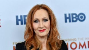 La autora de 'Harry Potter' se arrepiente de no haber hablado antes sobre cuestiones transg&eacute;nero