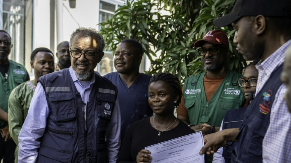 OMS reduz drasticamente os casos suspeitos de ebola na &Aacute;frica central