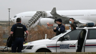 El avi&oacute;n retenido en Francia por sospechas de tr&aacute;fico de personas aterriz&oacute; en India
