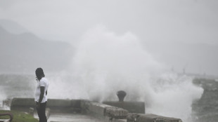 El poderoso huracán Melissa está a horas de golpear Jamaica