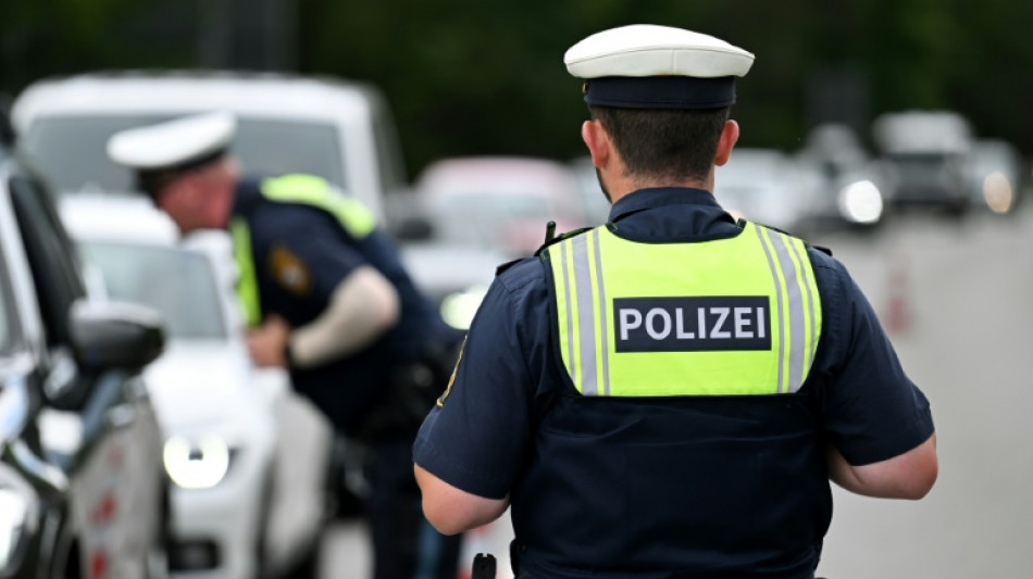 Autobahn bei K&ouml;ln wegen Schl&auml;gerei zwischen zwei Familien gesperrt