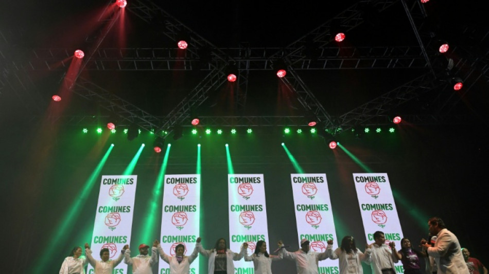 Ex-FARC ratifican su "compromiso" con la paz en su adi&oacute;s como partido pol&iacute;tico en Colombia