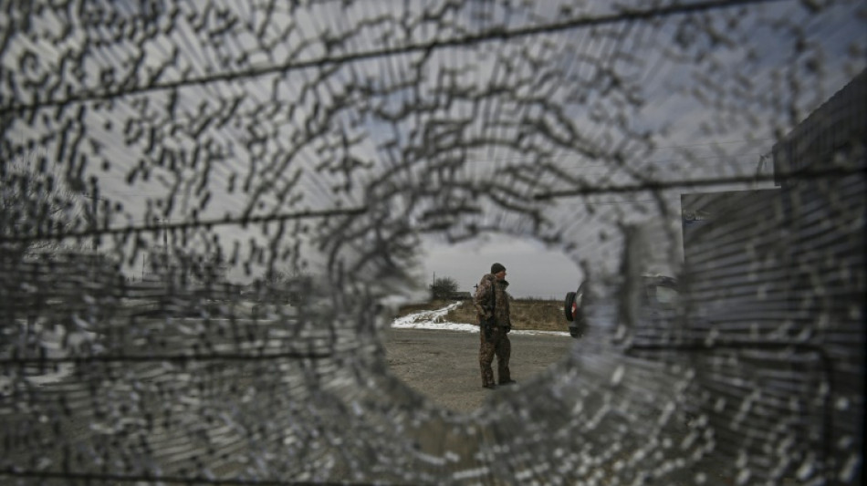 Ukraine: les troupes russes se rapprochent de Kiev, avant des pourparlers en Turquie