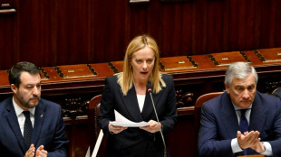 Meloni d&eacute;ment &ecirc;tre fasciste et ancre l'Italie dans l'UE et l'Otan