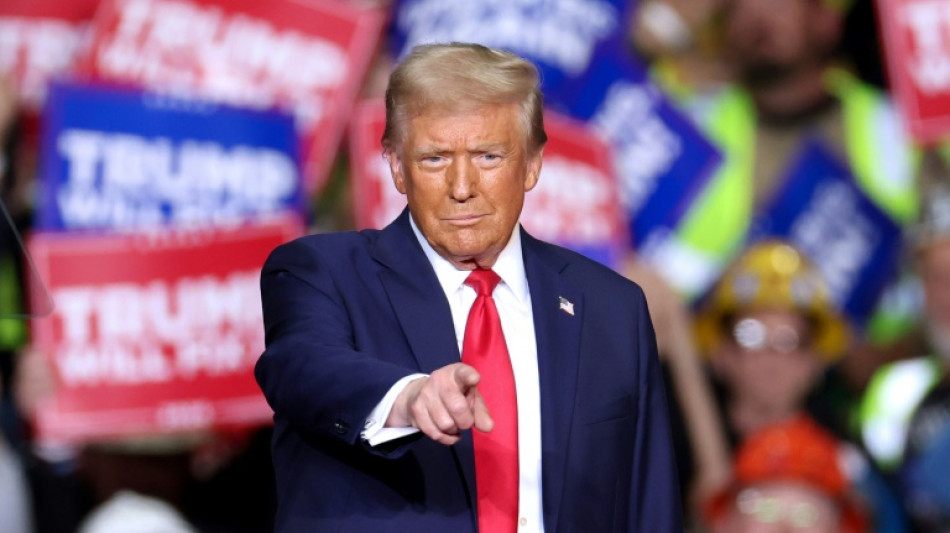 Trump amenaza con aranceles de 25% a M&eacute;xico y China para frenar "criminales" y fentanilo