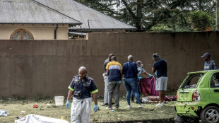 Nueve muertos en la explosi&oacute;n de un cami&oacute;n cisterna en Sud&aacute;frica