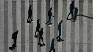 Inflaci&oacute;n en Argentina se modera en enero pero supera el 250% anual