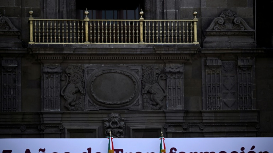 Sheinbaum re&uacute;ne a cientos de miles de mexicanos para reafirmar su poder ante las cr&iacute;ticas