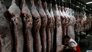 Menos carne, m&aacute;s pollo: argentinos ajustan la dieta por la alta inflaci&oacute;n