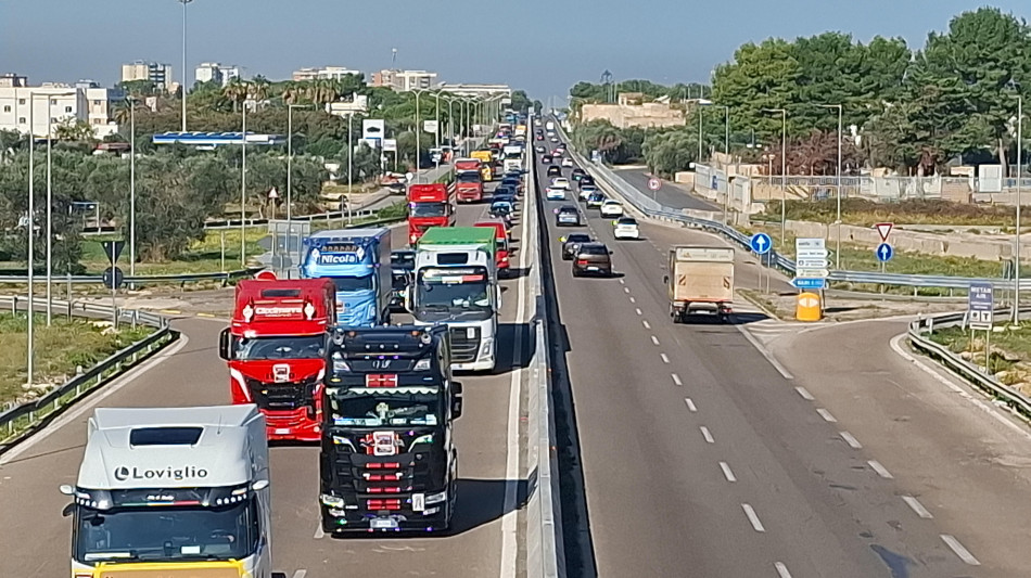 Ancora proteste autotrasportatori, rischio rincari sugli scaffali