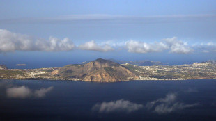 Un movimento di magma la causa delle scosse a Santorini nel 2025