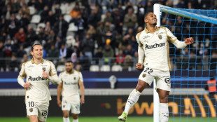 Ligue 1: Lens corrige le Paris FC et reprend la t&ecirc;te