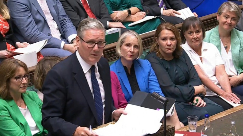 "Goodbye": devant les d&eacute;put&eacute;s britanniques, Starmer promet de soutenir son successeur Burnham