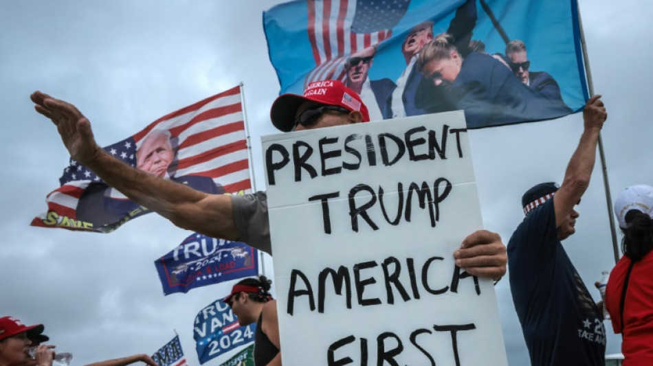 Nervosismo na Fl&oacute;rida, onde seguidores de Trump se re&uacute;nem para ver resultados da elei&ccedil;&atilde;o