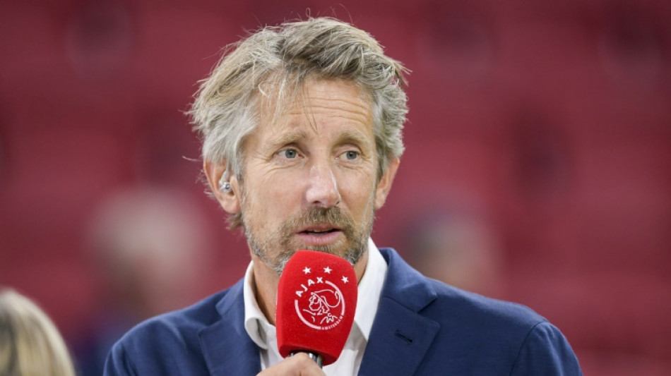 Van der Sar deixa cargo de CEO do Ajax depois de 'per&iacute;odo dif&iacute;cil'