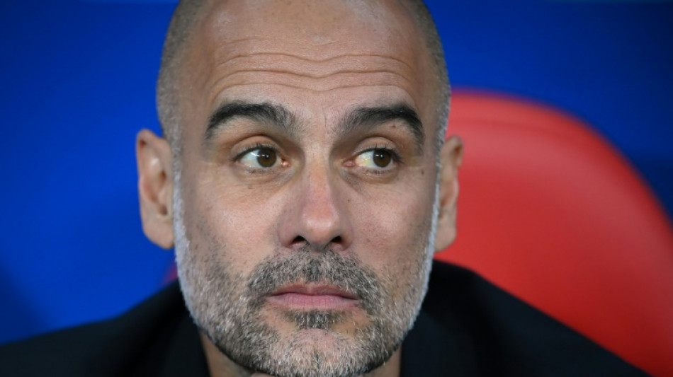 Guardiola afirma que Manchester City n&atilde;o tentar&aacute; contratar Mbapp&eacute;