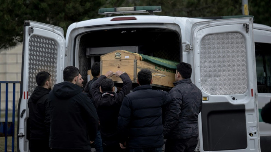 Detenidas 19 personas en Turqu&iacute;a  por el mort&iacute;fero incendio de un hotel de monta&ntilde;a