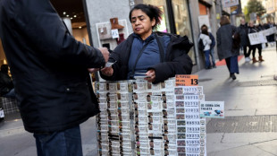 La loter&iacute;a de Navidad, la esperada cita anual que celebra toda Espa&ntilde;a