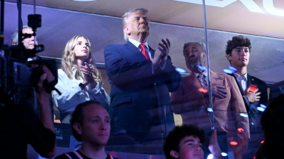 Trump &eacute; vaiado no Madison Square Garden antes de jogo da NBA