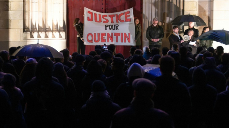 Marche pour Quentin Deranque sous tr&egrave;s haute s&eacute;curit&eacute; &agrave; Lyon