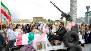 Zu "Selbstopferung" im Iran-Krieg bereit: Massenhochzeit f&uuml;r Paare in Teheran