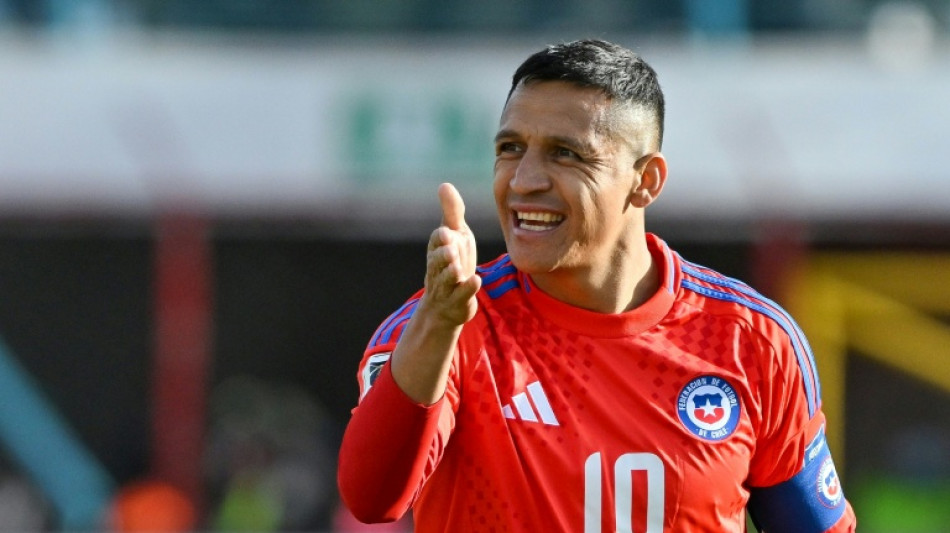 Sevilla se refor&ccedil;a com o veterano artilheiro chileno Alexis S&aacute;nchez