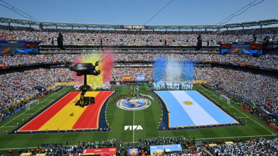 Argentine-Espagne, la finale de r&ecirc;ve du Mondial de la d&eacute;mesure a commenc&eacute;