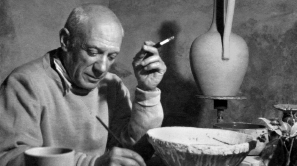 El arte de Picasso y la moda de Chanel dialogan en una exposici&oacute;n en el Museo Thyssen de Madrid