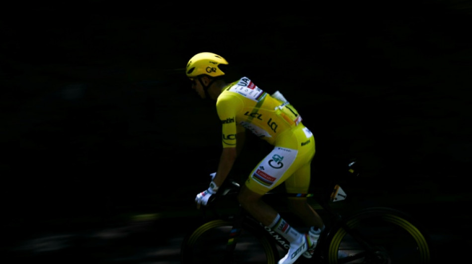 Tour de France: le maillot jaune, un sparadrap parfois encombrant
