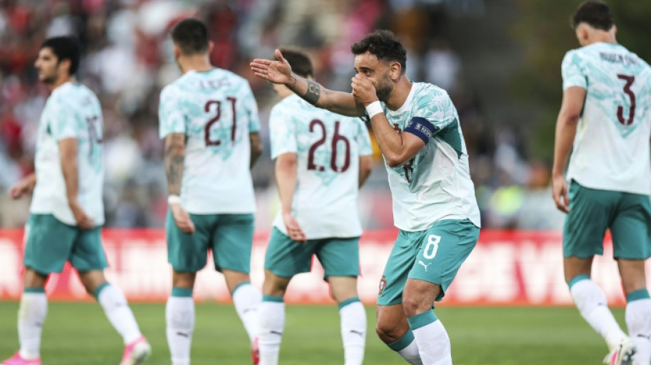 Portugal vence Chile em amistoso de prepara&ccedil;&atilde;o para Copa do Mundo