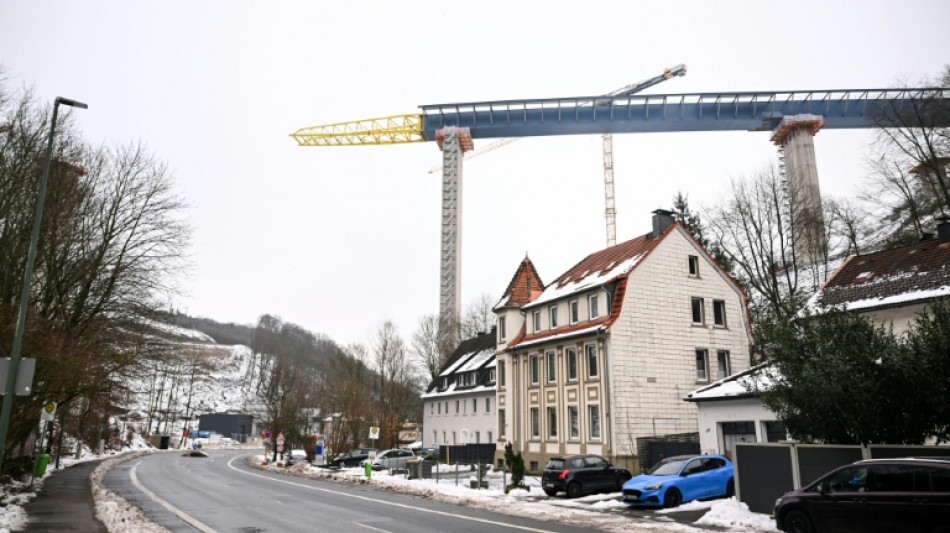 Neue Autobahnbr&uuml;cke Rahmede in S&uuml;dwestfalen wird eingeweiht