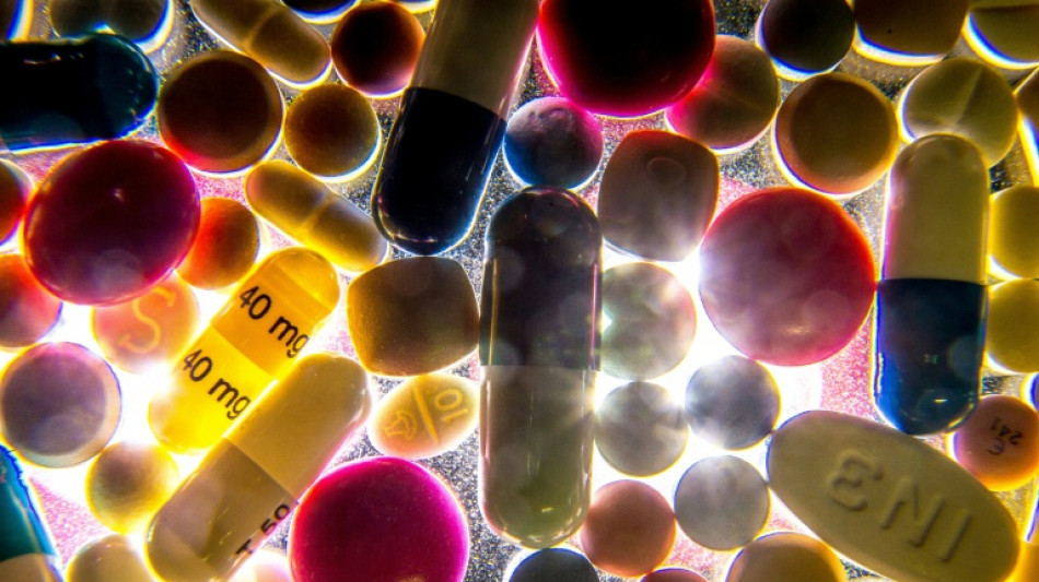 S&uuml;chtig machende Medikamente ohne Rezept abgegeben: Apotheker verurteilt