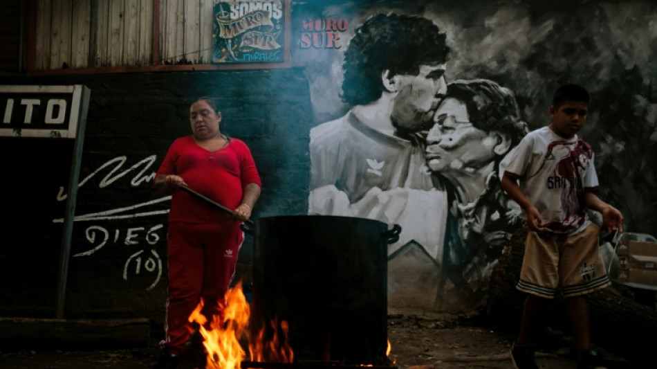 Casa de Maradona se torna refeit&oacute;rio popular que honra sua mem&oacute;ria