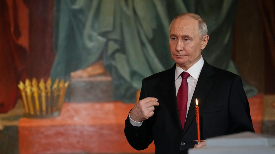 Putin a Pezeshkian, 'pronto a contribuire agli sforzi di pace'