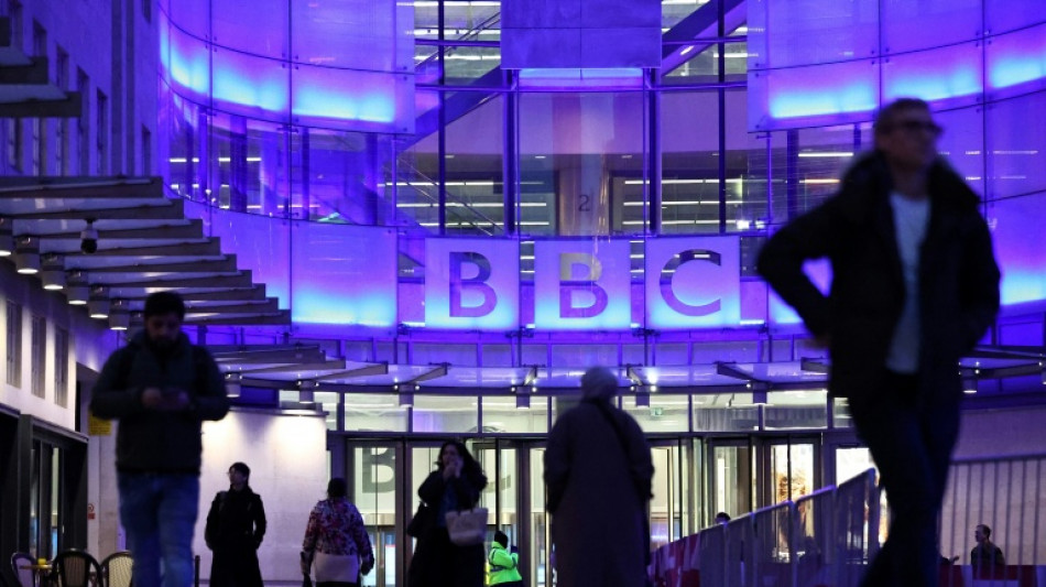 Umstrittene Dokumentation: Trump sieht sich zu Klage gegen BBC "verpflichtet" 