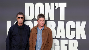 Incassi cinema, sempre in testa Coyote vs Acme, spuntano film Venezia e gli Oasis