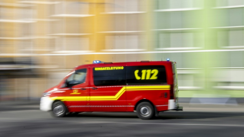 Senior verliert Kontrolle &uuml;ber Auto - Toter nach Irrfahrt auf Drogeriemarktparkplatz