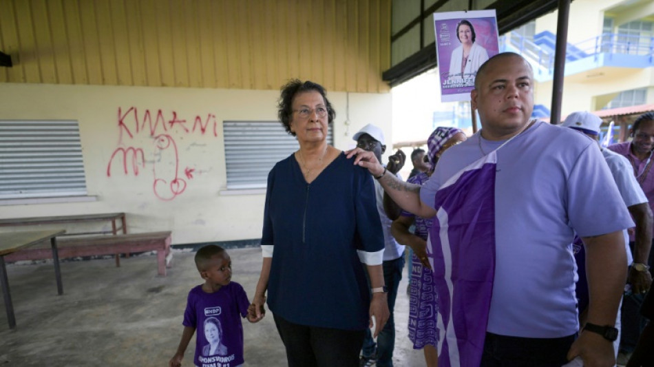 Surinam elige un parlamento sin mayoría y empiezan las negociaciones para formar gobierno