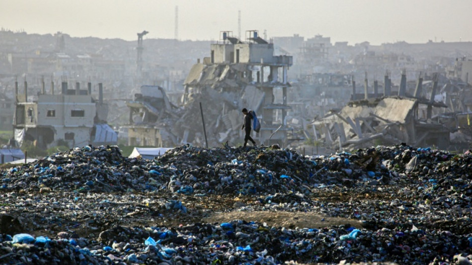 Israel anuncia una "reapertura limitada" del paso fronterizo de Rafah