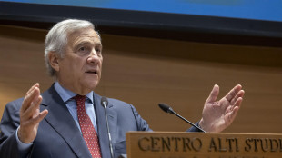 Tajani, 'da risolvere il nodo previdenza per militari e forze dell'ordine'