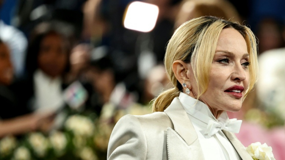 Madonna regrette la disparition de la tenue qu'elle portait &agrave; Coachella