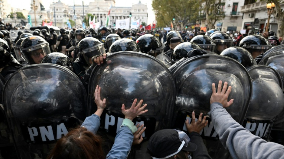 La justicia argentina revisa el protocolo de Milei contra los cortes de calles en protestas