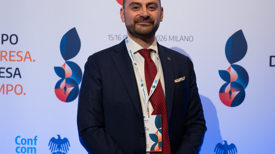 Confcommercio, 400mila imprese under 35 in Italia, la met&agrave; nel terziario