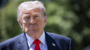 Trump, Iran sar&agrave; spazzato via se attacca le navi Usa